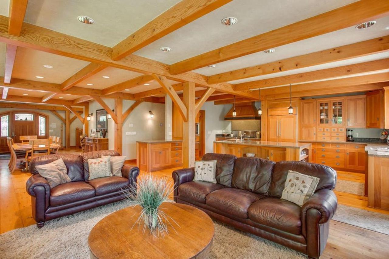 Snowgrass Lodge - River, Mountain Views & Hot Tub Leavenworth Exteriör bild