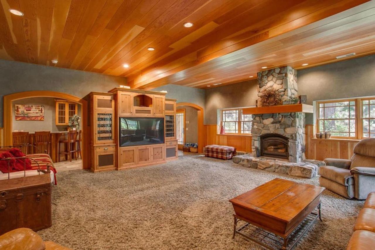 Snowgrass Lodge - River, Mountain Views & Hot Tub Leavenworth Exteriör bild